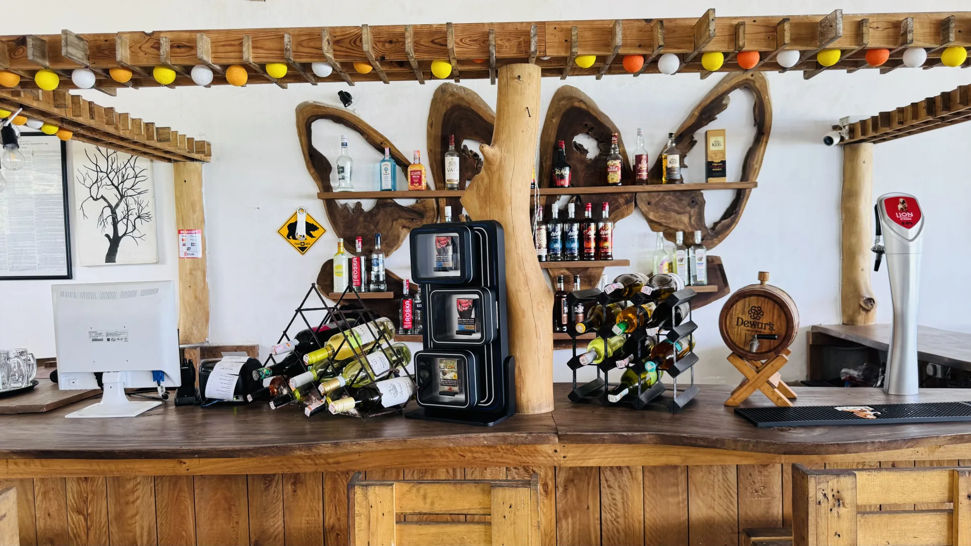 Bar at Hotel LeanAt83