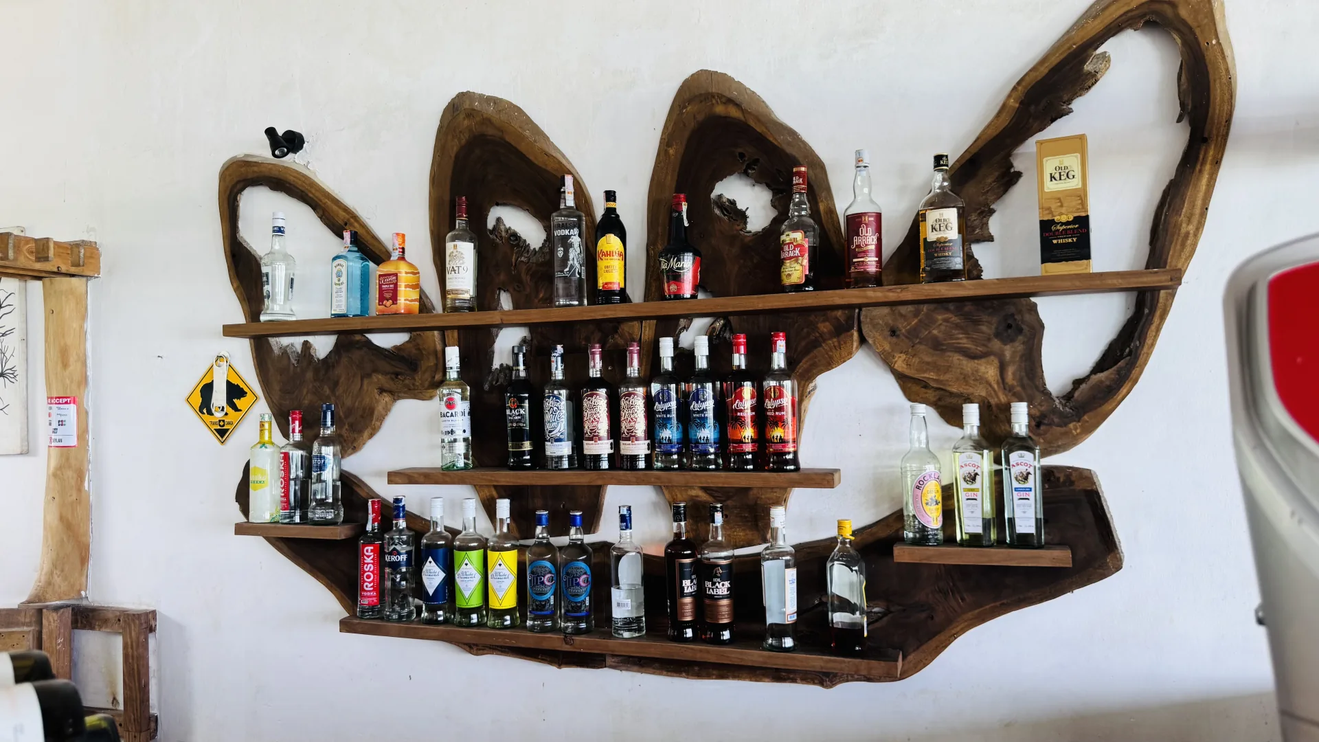 Bar at Hotel LeanAt83 — photo 2