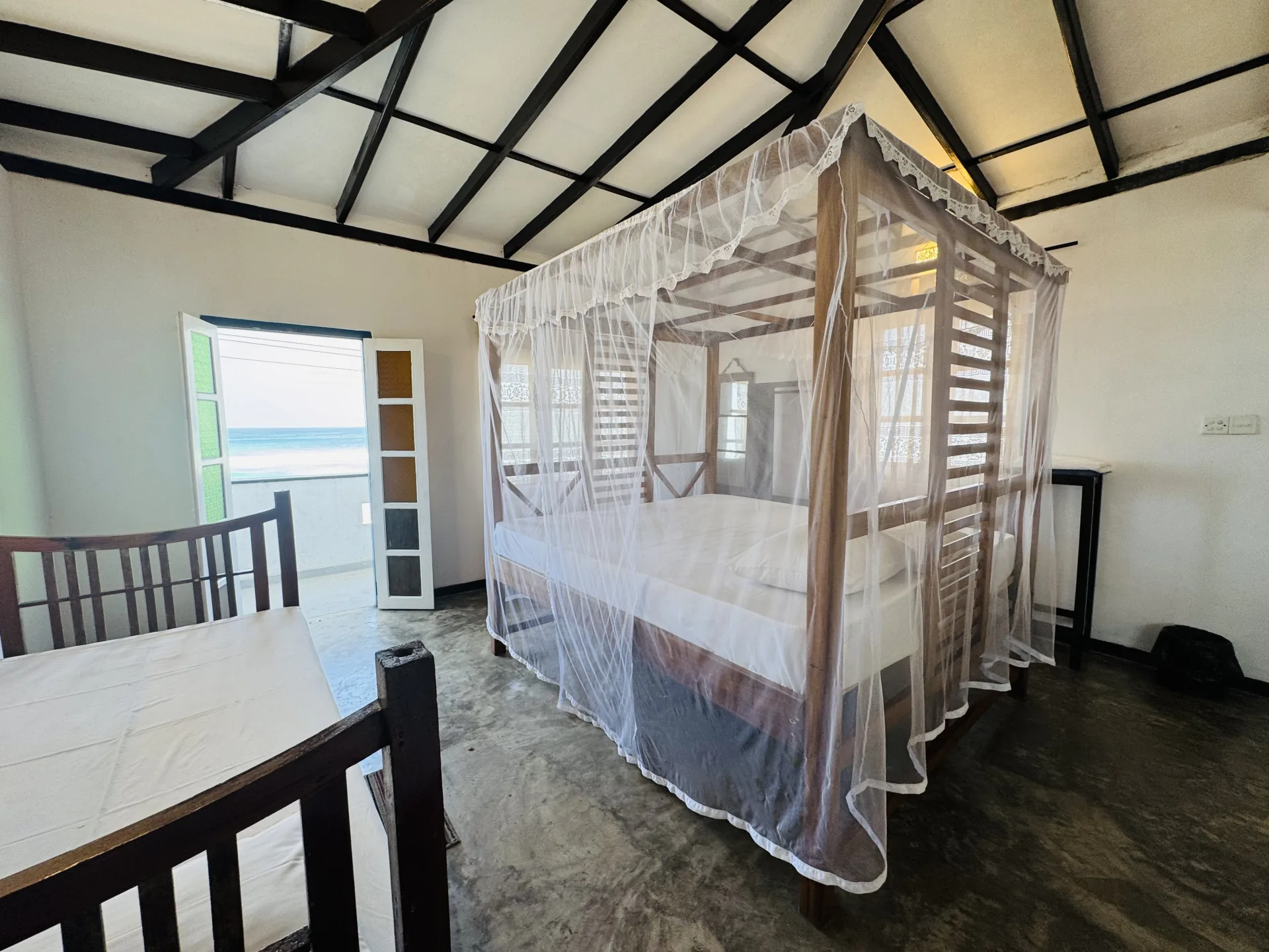 Double Room with Balcony — photo 3